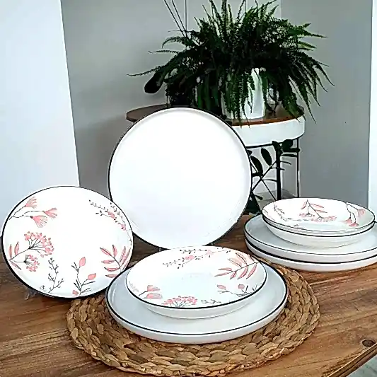 4 kişilik 8 Parça Pembe Çiçek Desenli Yemek Takımı