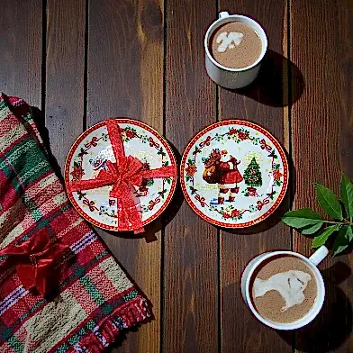 Yeni Yıl Temalı Dörtlü Tabak Seti Kırmızı